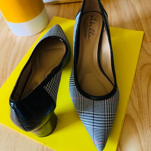 Beautiful Abella heels Shoes - Picture 12 of 12